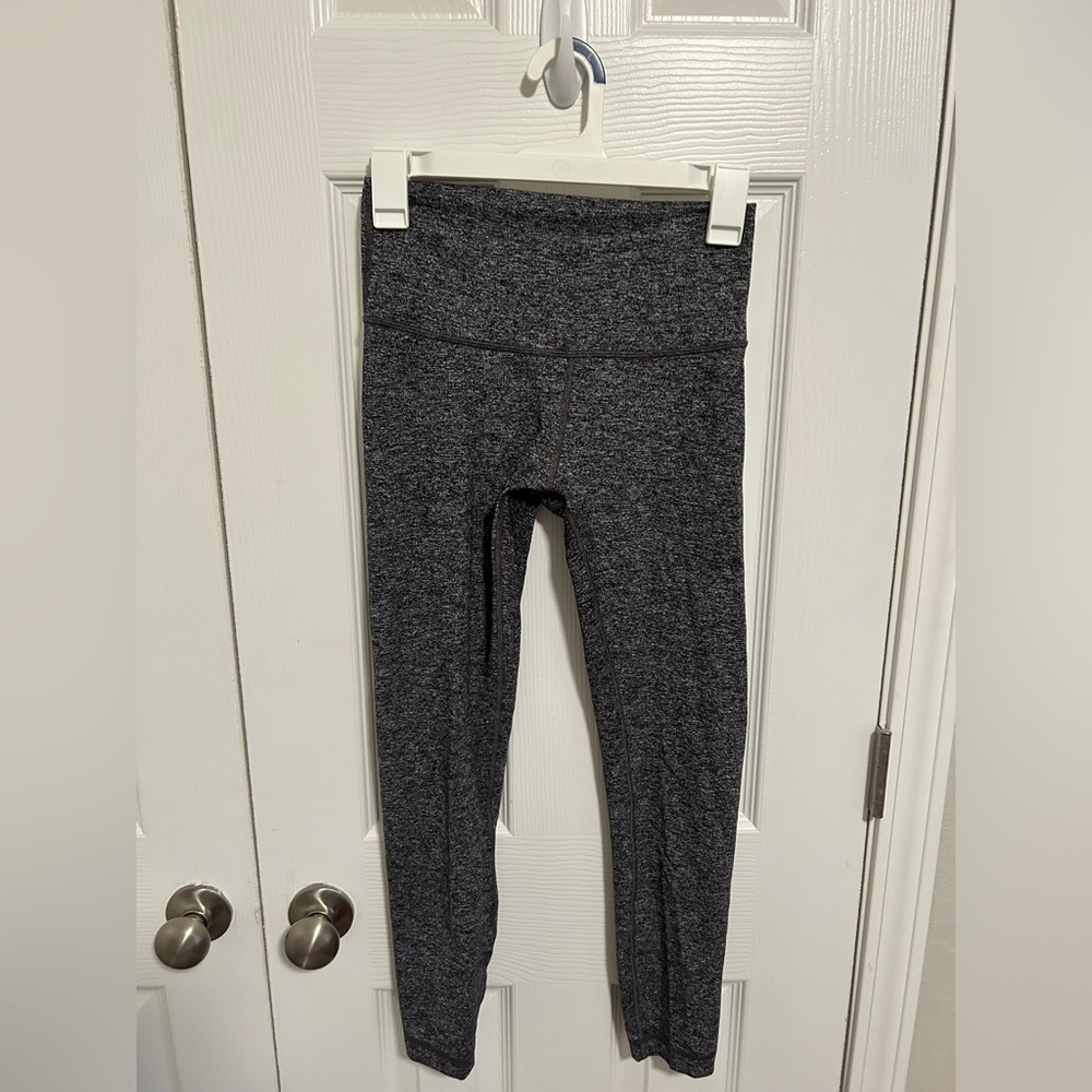 Lululemon Grey High Rise 25 Inch Leggings Size 6